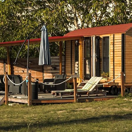 Roulotte „Douceur“ Villa Condom Buitenkant foto